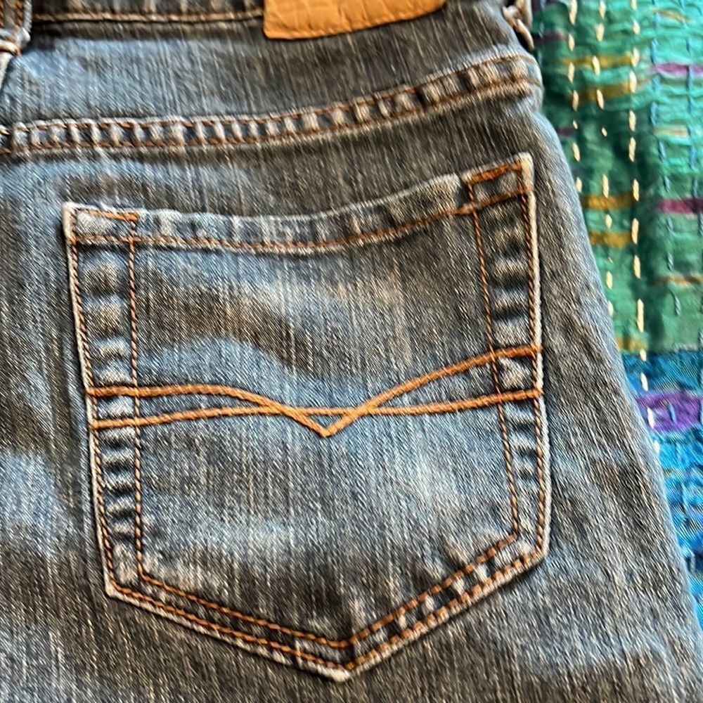 ANCHOR BLUE women’s skinny jeans. 30 x 32. Medium blue wash. - Picture 8 of 10